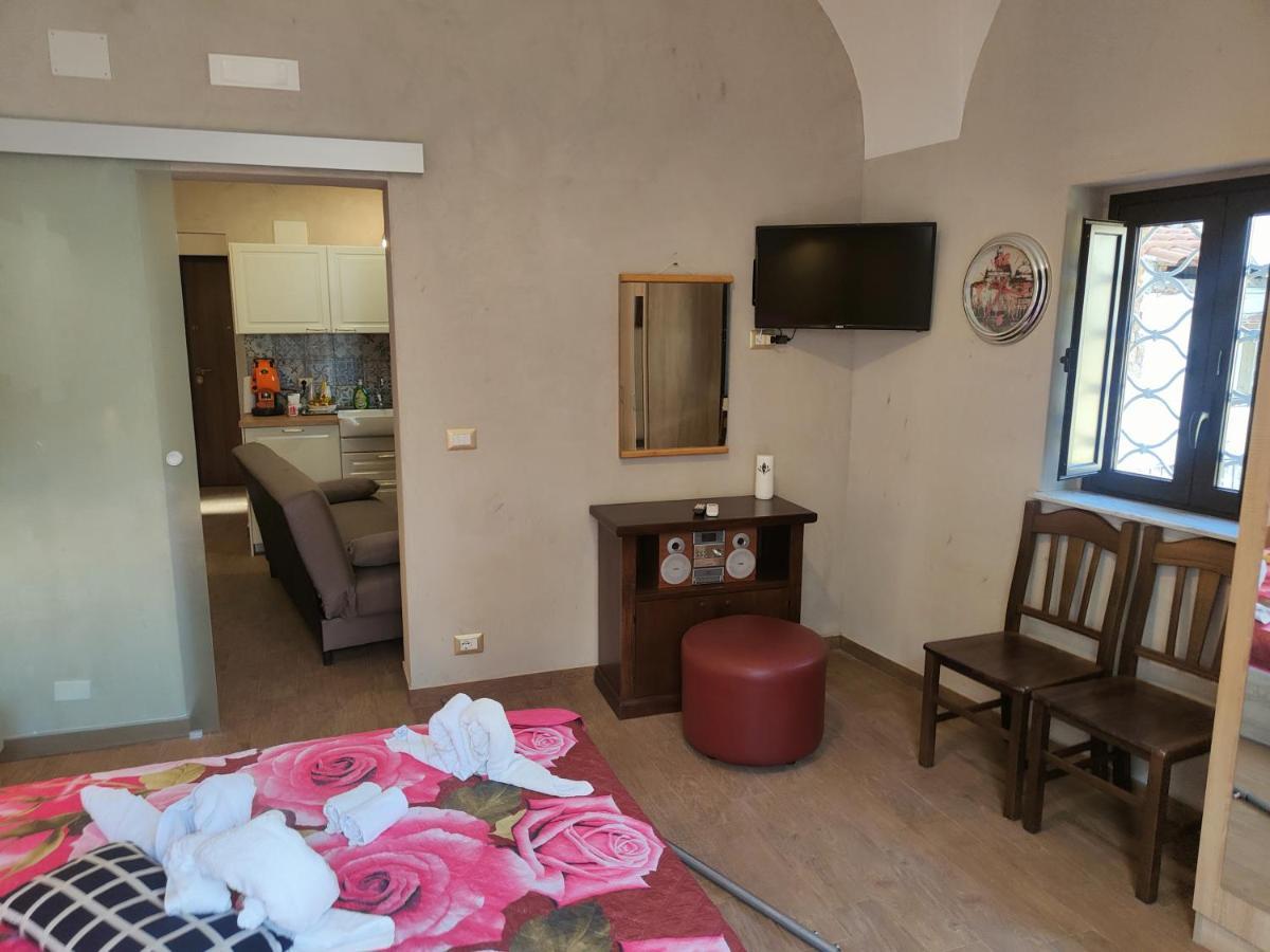 Pantaleone Holiday House Apartment Catania Bagian luar foto